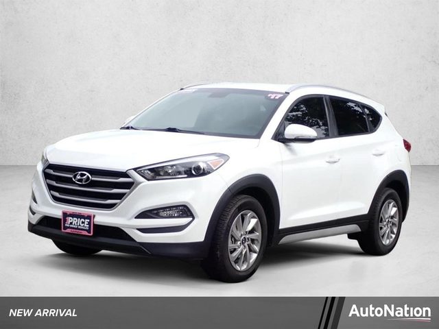 2017 Hyundai Tucson SE Plus AWD photo