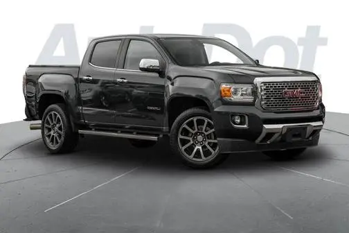 2018 GMC Canyon 4WD Denali 4WD photo