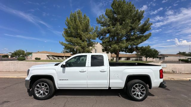2018 GMC Sierra 1500 SLE RWD photo
