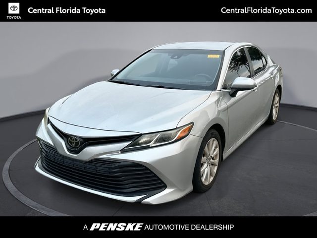 2018 Toyota Camry LE FWD photo