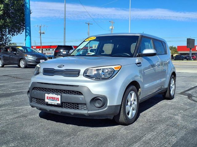 2017 Kia Soul Base FWD photo