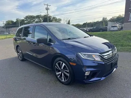 2018 Honda Odyssey LX FWD photo