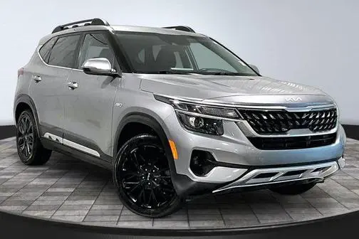 2018 Hyundai Santa Fe Sport 2.4L FWD photo