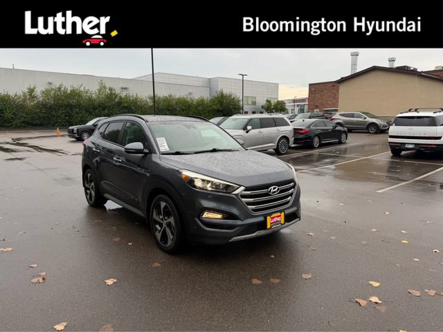 2017 Hyundai Tucson Limited AWD photo