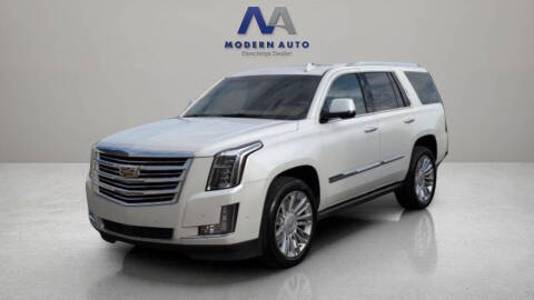 2017 Cadillac Escalade Platinum RWD photo