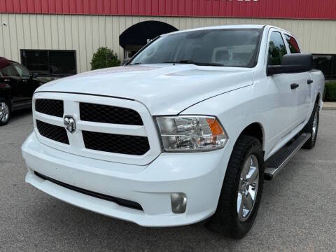 2017 Ram 1500 Express 4WD photo