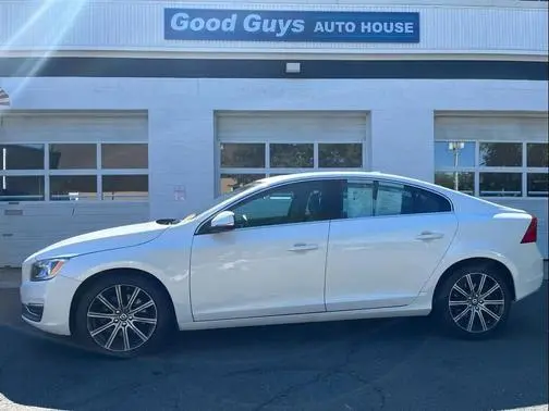 2018 Volvo S60 Inscription AWD photo