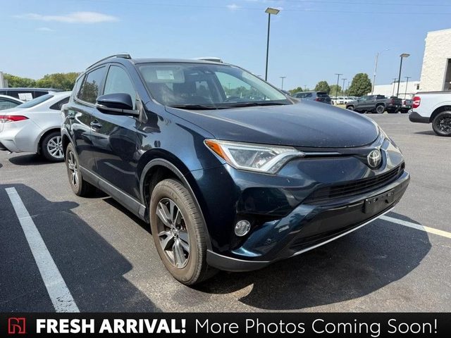 2017 Toyota RAV4 XLE AWD photo