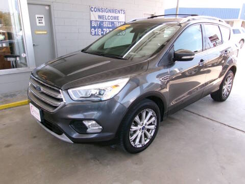 2017 Ford Escape Titanium FWD photo