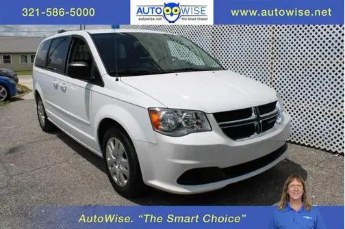 2017 Dodge Grand Caravan SE FWD photo
