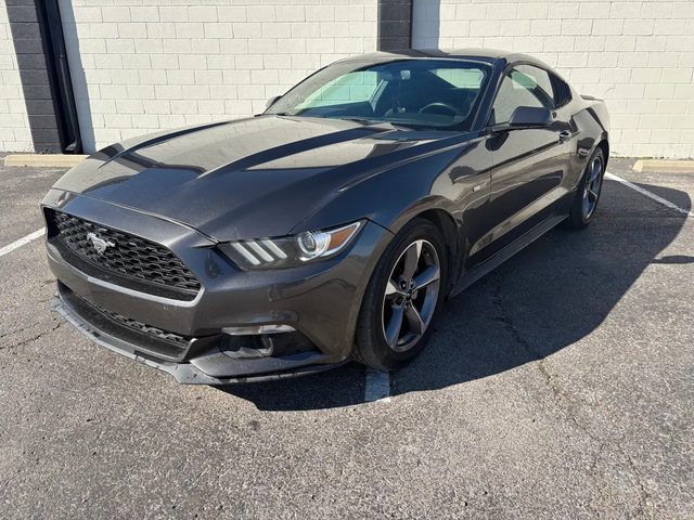 2017 Ford Mustang EcoBoost RWD photo