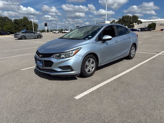 2017 Chevrolet Cruze LS FWD photo