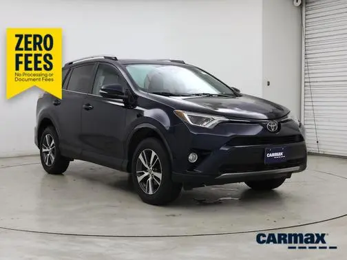 2017 Toyota RAV4 XLE AWD photo