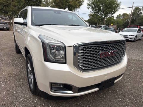 2015 GMC Yukon XL Denali RWD photo