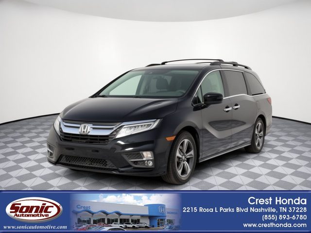 2018 Honda Odyssey Touring FWD photo