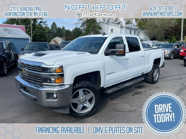 2018 Chevrolet Silverado 2500HD LT 4WD photo