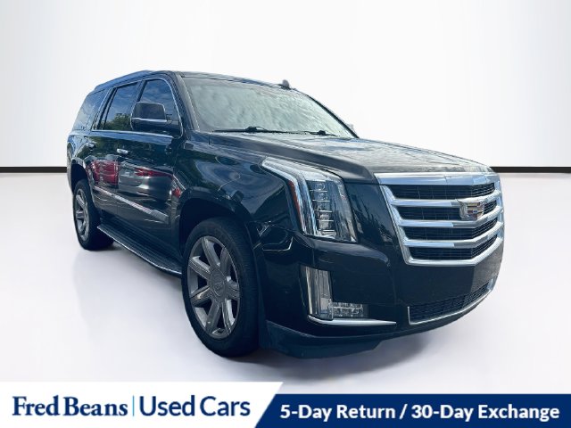 2017 Cadillac Escalade Luxury 4WD photo