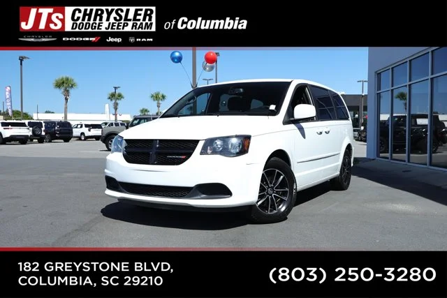 2017 Dodge Grand Caravan SE Plus FWD photo