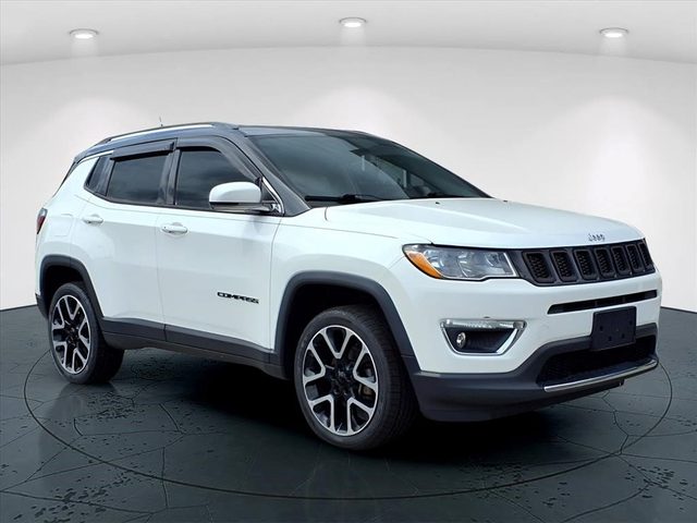 2018 Jeep Compass Limited 4WD photo