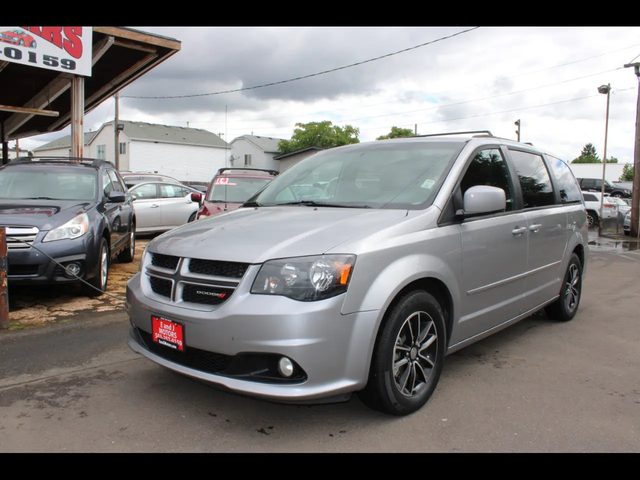 2016 Dodge Grand Caravan R/T FWD photo