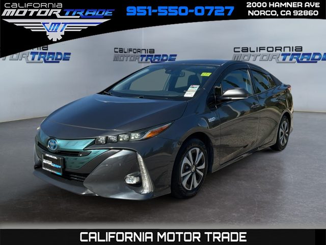 2017 Toyota Prius Prime Advanced FWD photo