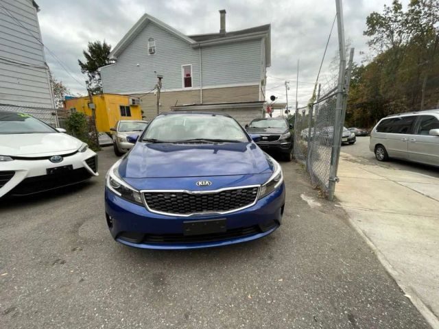 2017 Kia Forte LX FWD photo