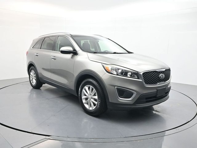 2017 Kia Sorento LX FWD photo