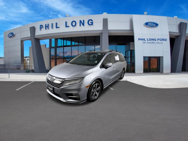 2018 Honda Odyssey Touring FWD photo