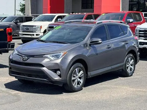 2017 Toyota RAV4 XLE FWD photo