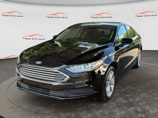 2017 Ford Fusion SE FWD photo