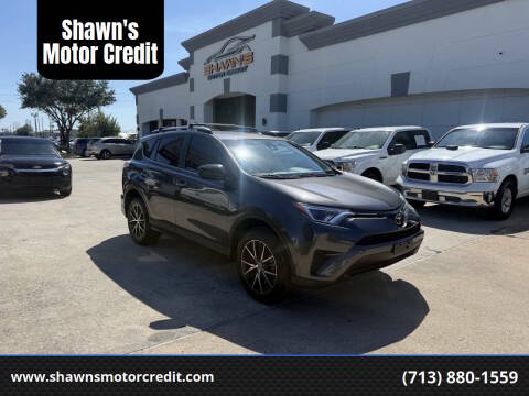 2017 Toyota RAV4 LE FWD photo