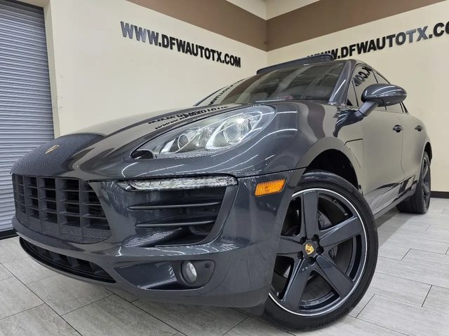 2018 Porsche Macan Sport Edition AWD photo