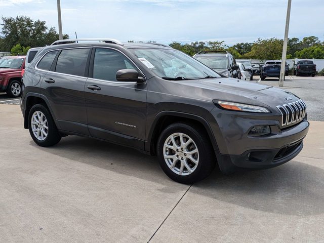 2018 Jeep Cherokee Latitude Plus FWD photo
