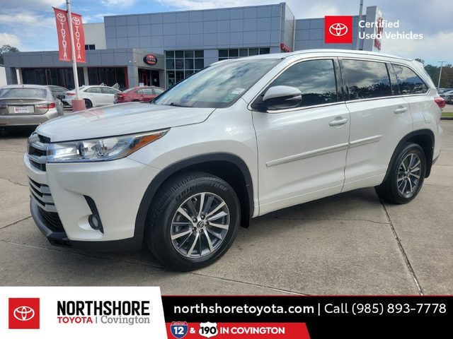 2017 Toyota Highlander XLE AWD photo