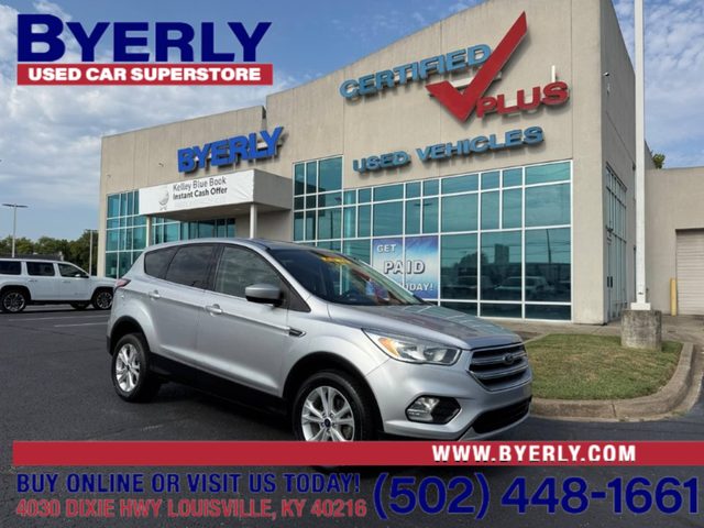 2017 Ford Escape SE FWD photo