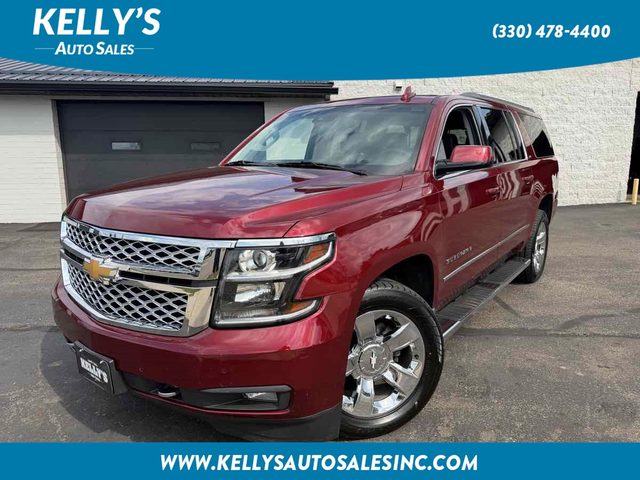 2017 Chevrolet Suburban LT 4WD photo