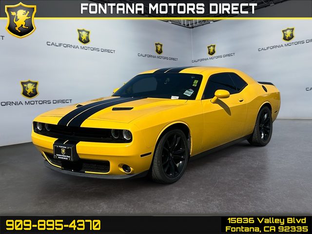 2018 Dodge Challenger SXT RWD photo