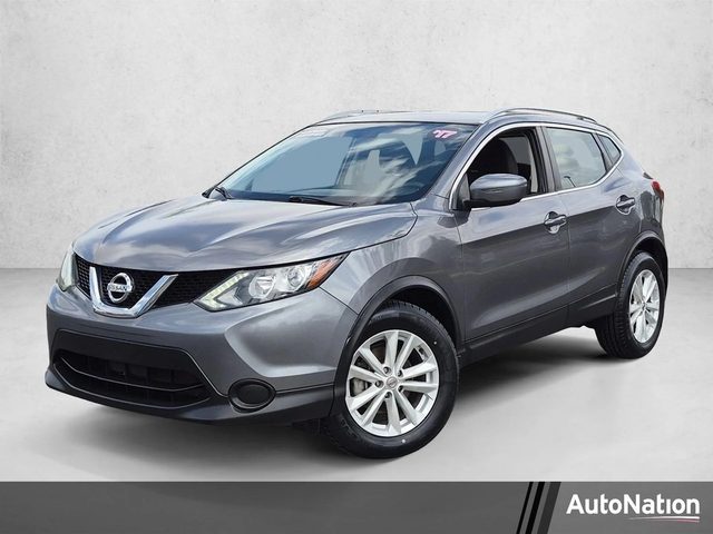 2017 Nissan Rogue Sport SV AWD photo