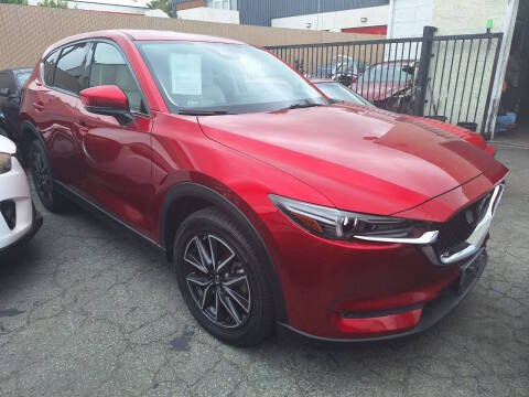 2017 Mazda CX-5 Grand Touring FWD photo