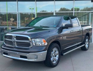 2017 Ram 1500 Big Horn 4WD photo