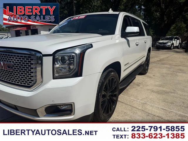 2017 GMC Yukon XL Denali RWD photo