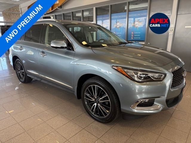 2017 Infiniti QX60  AWD photo