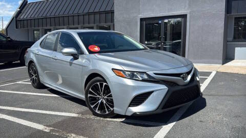 2018 Toyota Camry SE FWD photo