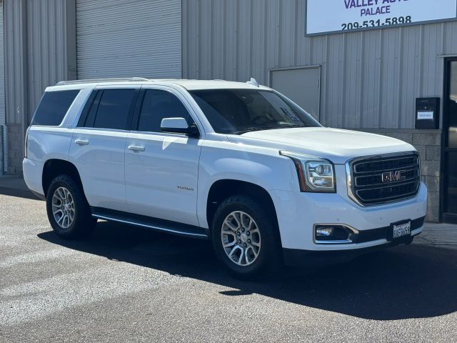2017 GMC Yukon SLT 4WD photo