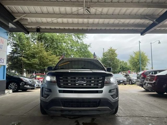 2017 Ford Explorer XLT 4WD photo