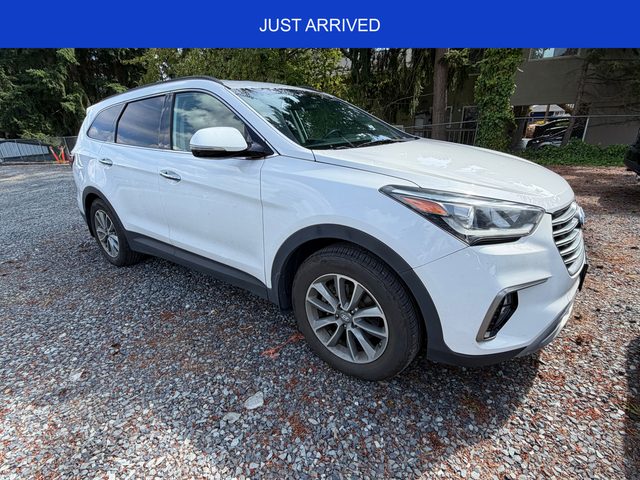 2017 Hyundai Santa Fe SE FWD photo