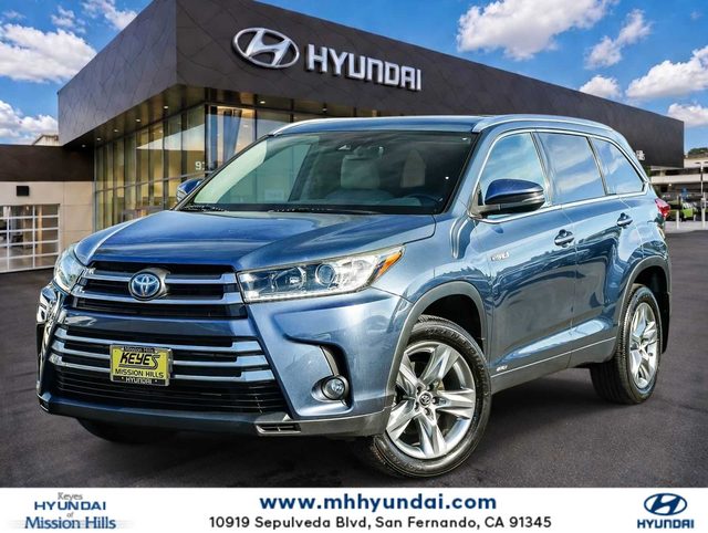 2017 Toyota Highlander Hybrid Limited AWD photo