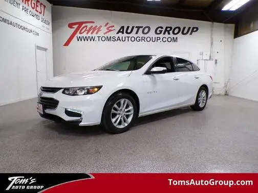 2017 Chevrolet Malibu LT FWD photo