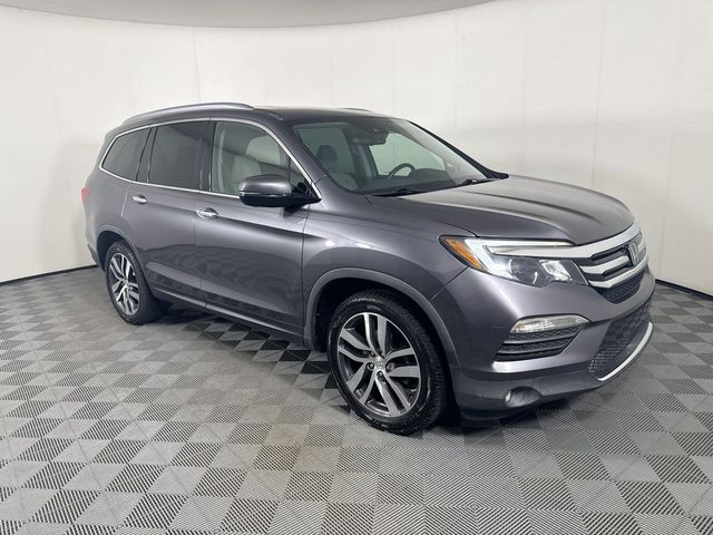 2017 Honda Pilot Elite AWD photo