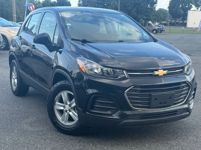 2017 Chevrolet Trax LS AWD photo